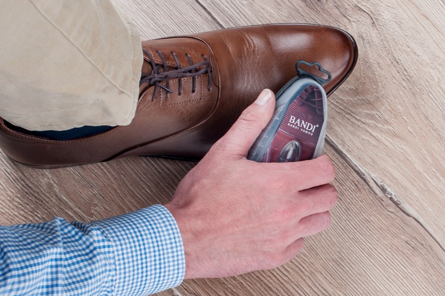 Jak se správně starat o koženou obuv?