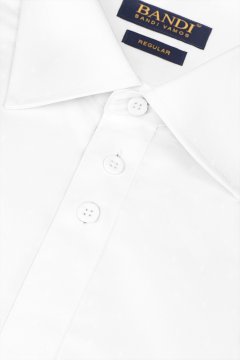 Detail látky bílé košile s texturou REGULAR Dosso