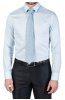 Světle modrá pánská košile s texturou SLIM Decido na postavě s kravatou