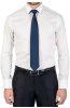 Pánská košile smetanové barvy SLIM Decido na postavě s kravatou