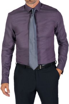 Fialová pánská košile se zajímavým vzorem SLIM Ferlito na postavě s kravatou