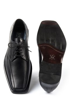 Černé pánské kožené boty s rovnou špičkou Corridore pohled na podrážku