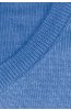 Detail lemu na světle modrém pánském svetru Valigio