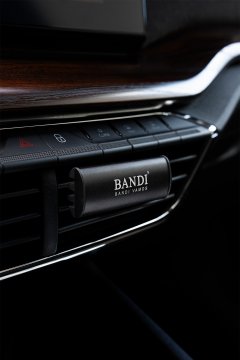 Sada vůně do auta BANDI s náhradní náplní Car Fragrance