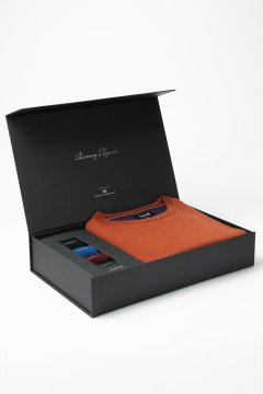 Set pánského svetru AUGUSTIO Siena a ponožek v dárkovém boxu