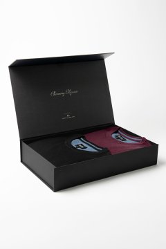 Set pánských svetrů AUGUSTIO Marsala a Nero, 2 ks v dárkovém boxu
